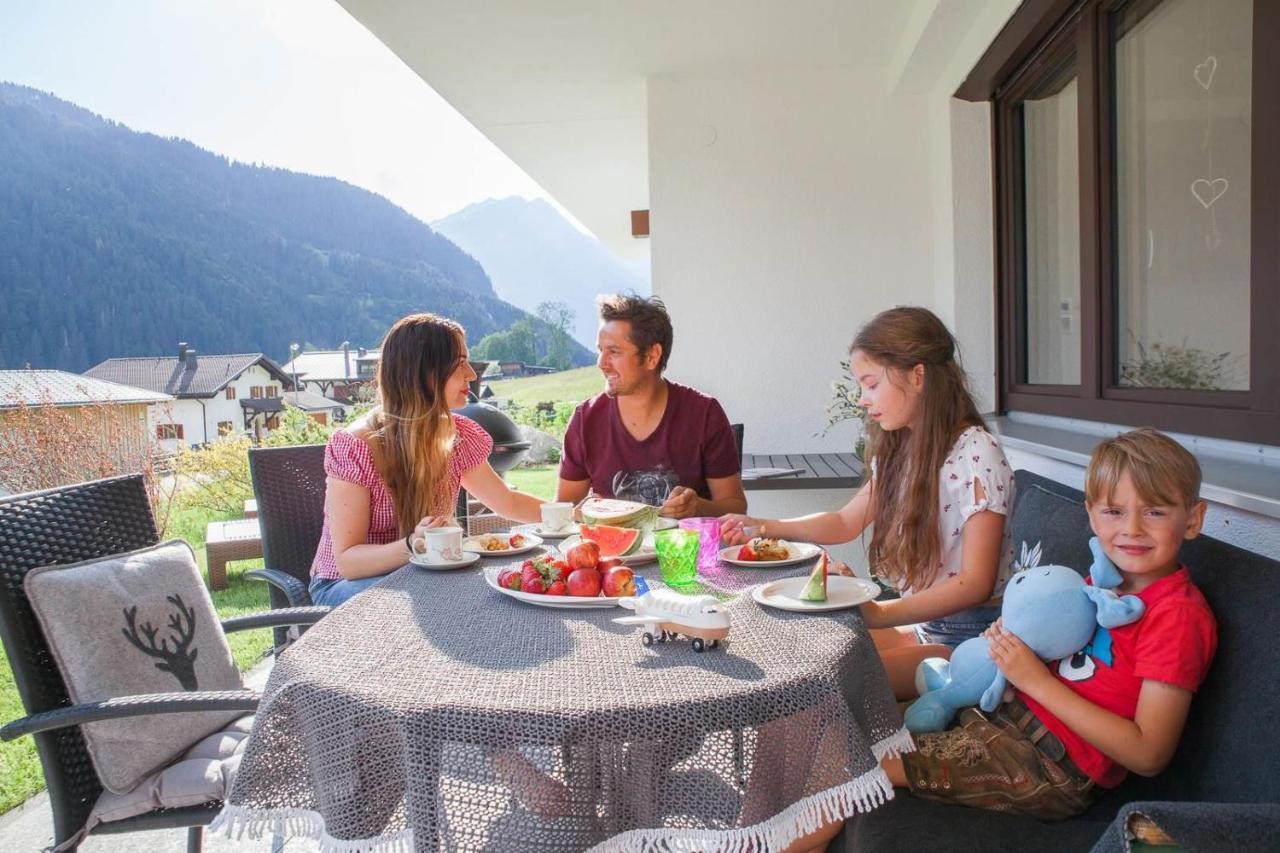 Alpenzauber Apartment Montafon Sankt Gallenkirch Exterior foto